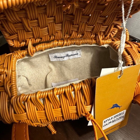 Viral Rare Tommy Bahama Crocodile clutch novelty statement bag - Picture 10 of 10